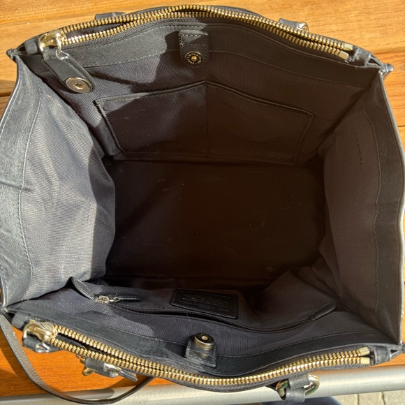 Black Leather Coach Handbag - Picture 5 of 12